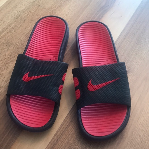 Nike Other - Men’s Nike slide sandals Black& Red Size 13